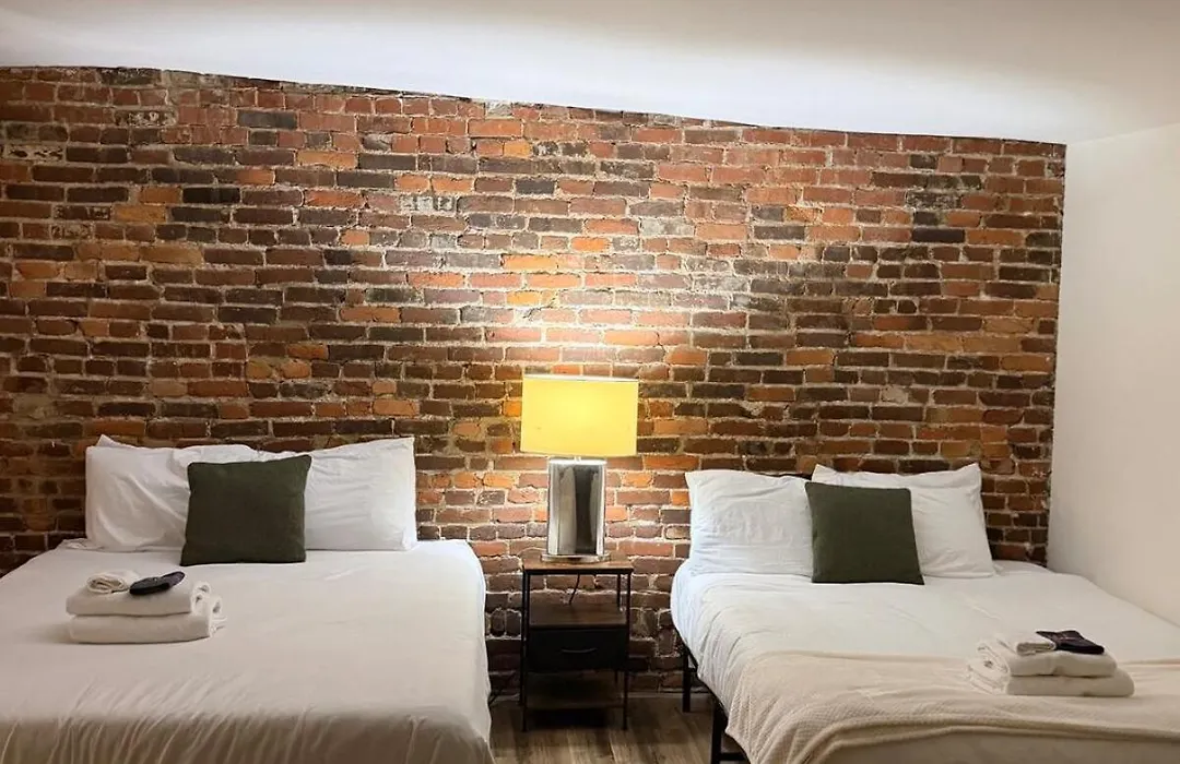 The Lofts At 107-1
